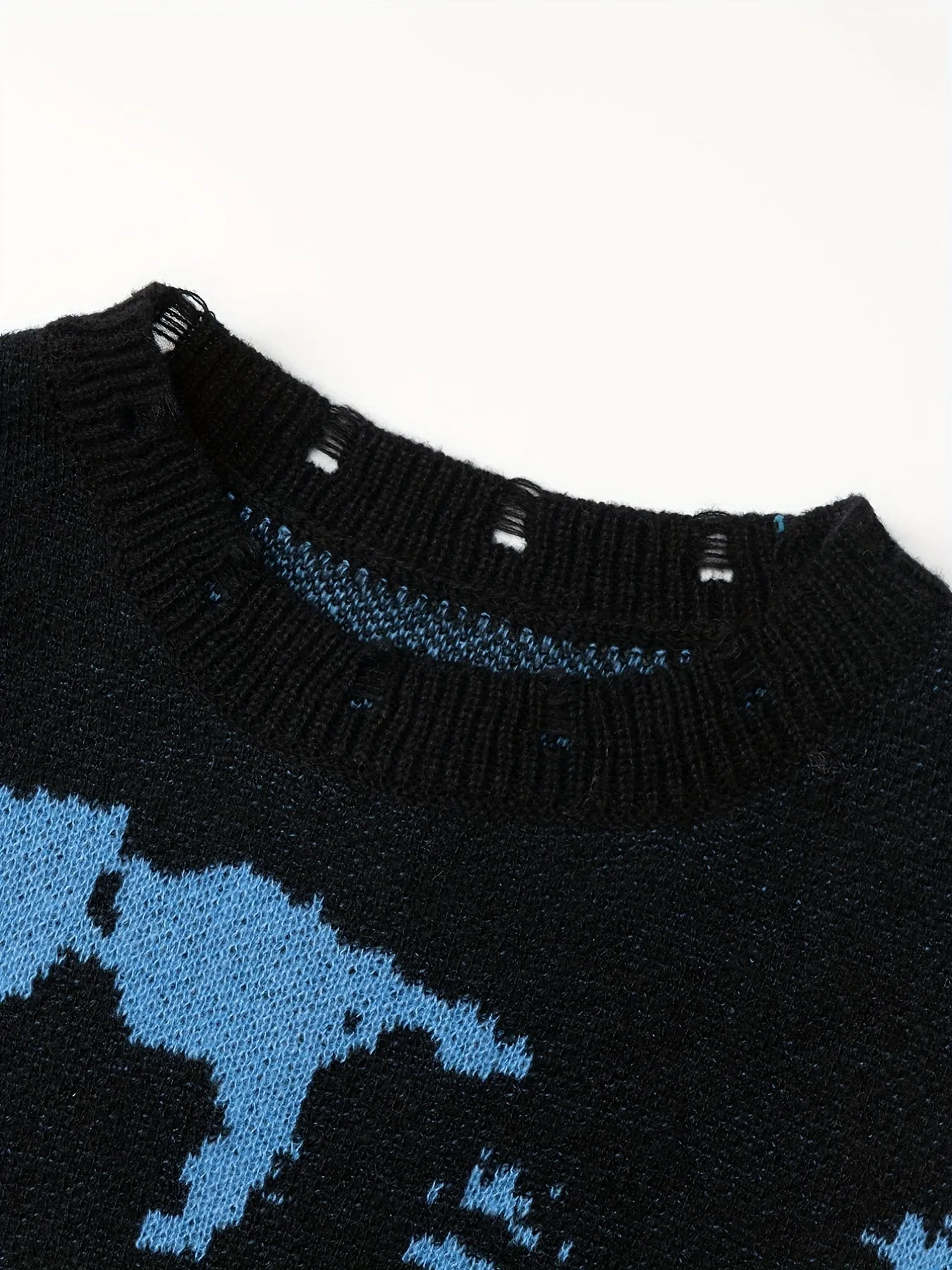 CASRIN | Warm Mens Knitted Sweater with Round Neck
