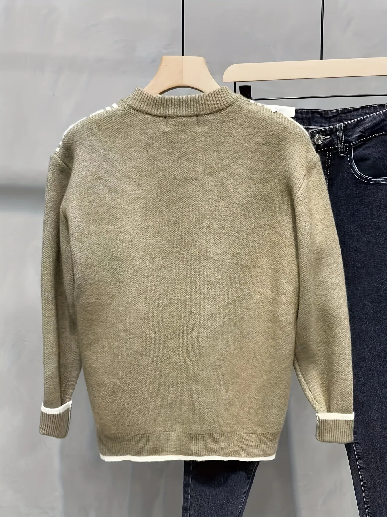 JESTON | Color-Blocking Knitted Mens Sweater