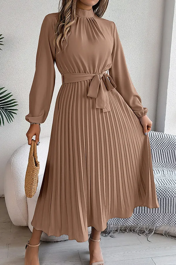 Sabrina Elegant Collar Pleated Midi Dress