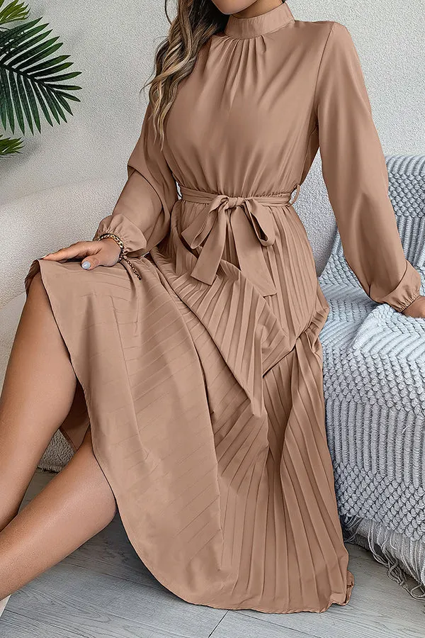 Sabrina Elegant Collar Pleated Midi Dress