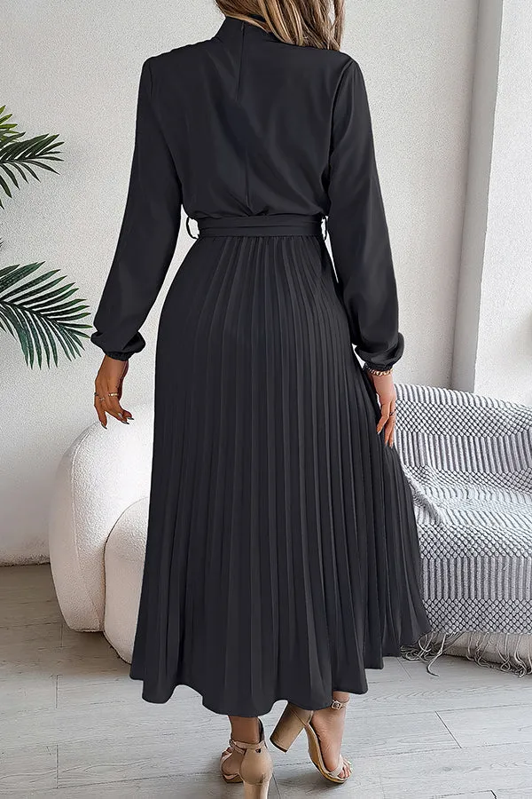 Sabrina Elegant Collar Pleated Midi Dress